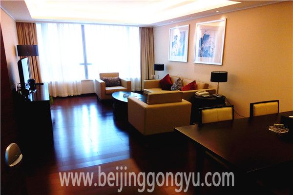 北京千禧公寓新出來一套使用面積118平方米兩居室，租金隻需31000元