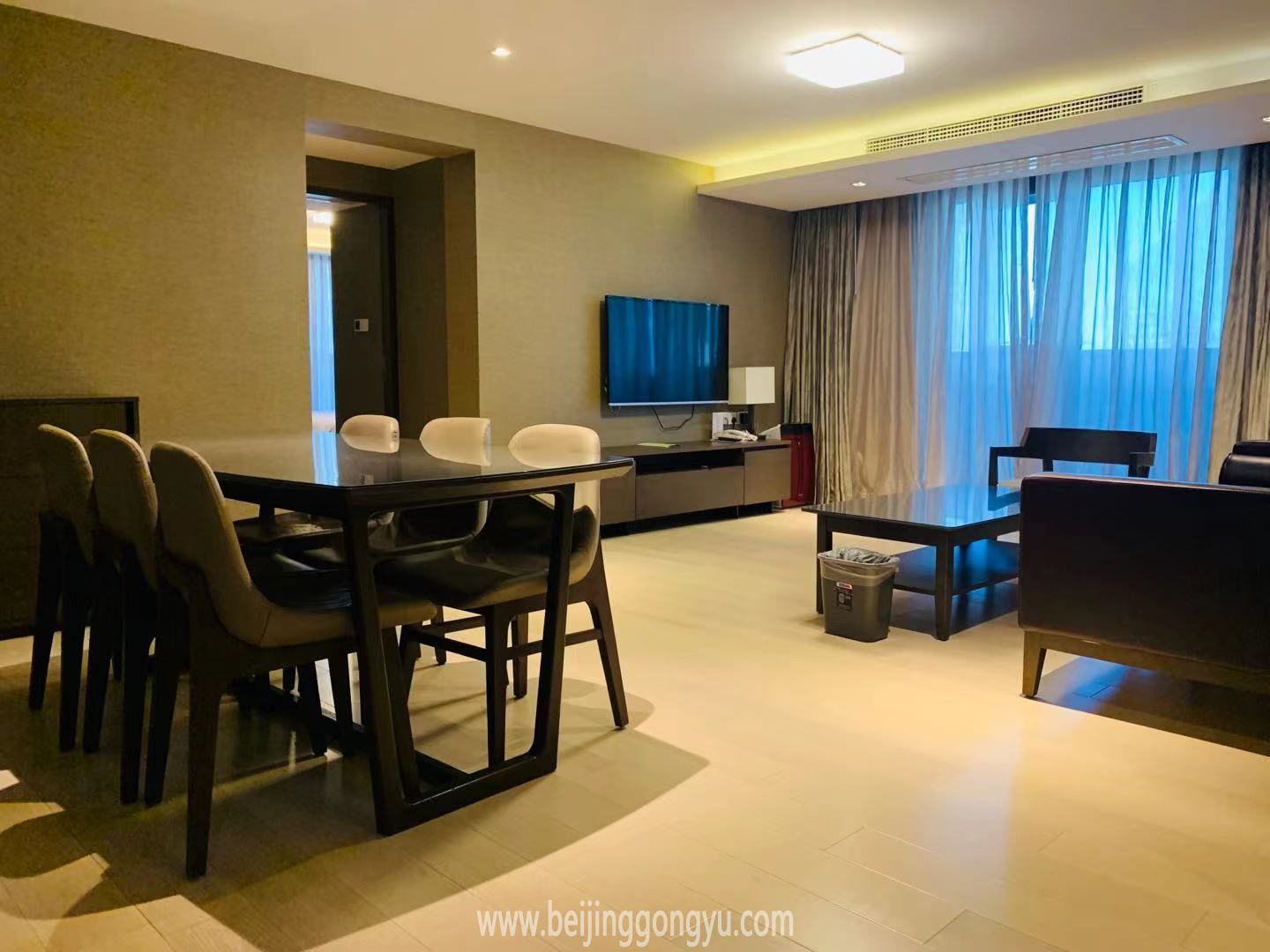 國貿世紀公寓一居室驚爆價促銷，快來看看吧